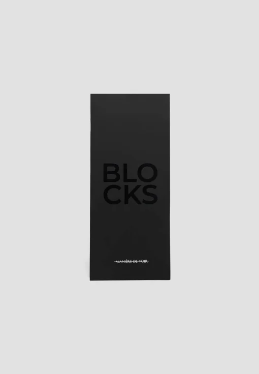 B L O C K S - Black