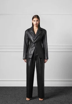 Vegan Leather Pleated Trousers with Eiffel Belt - Black